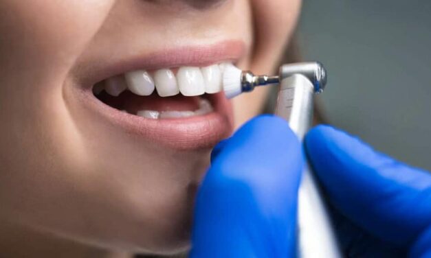 Rituál čištění zubů: Od základů po mistrovské tipy