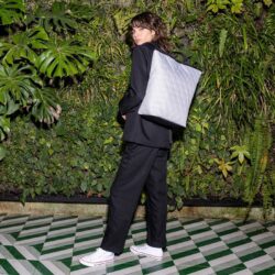Batoh Reisenthel Shopper Backpack Rhombus light grey - Image 2