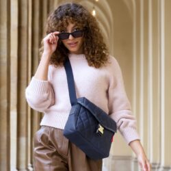Taška přes rameno Reisenthel Saddle bag M Rhombus midnight gold - Image 2