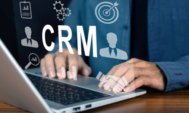 Jak CRM mění hru v podnikání: Klíč k růstu, který jste možná přehlíželi