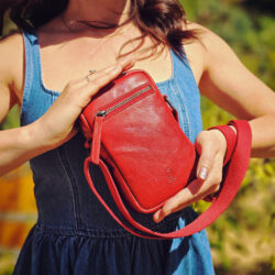 Malá pánská crossbody taška