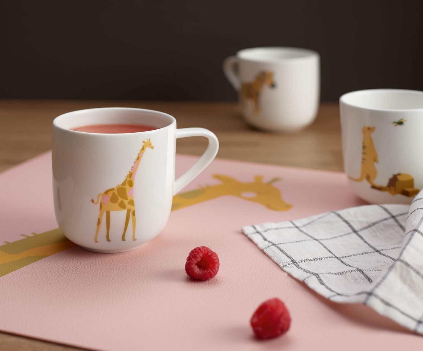 Porcelánový hrnek s uchem s motivem žirafy 250 ml KIDS ASA Selection - bílý - Obrázek 2
