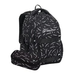 Elegantní černý batoh NOMAD s bílými detaily má dvě komory a přední kapsy