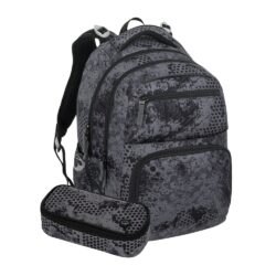 Stylový školní set pro starší školáky Set Bagmaster ZIPSTER 25 B kombinuje černý dvoukomorový batoh se šedými prvky a sladěný jednokomorový penál. Je vhodný především pro školáky od 3. do 5. třídy